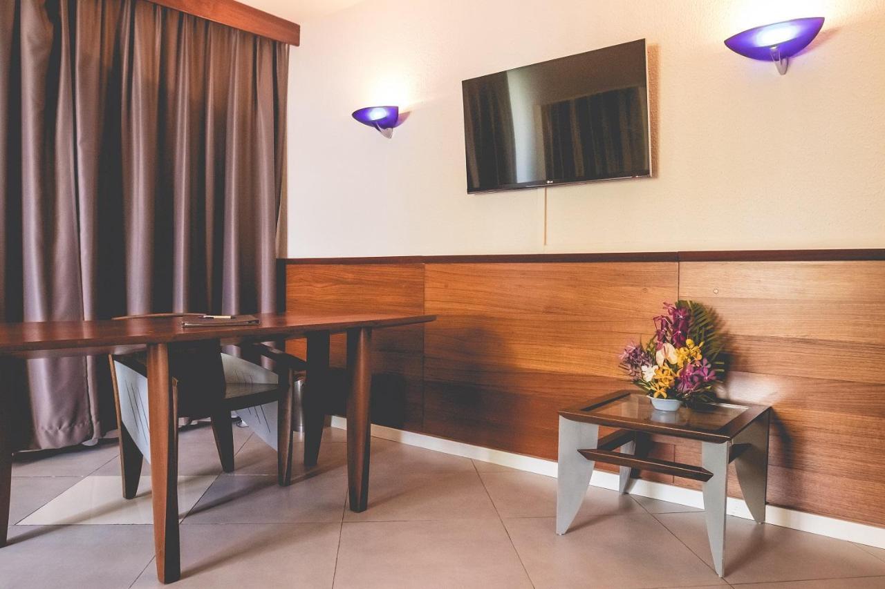 Hotel Des Roches كورو المظهر الخارجي الصورة